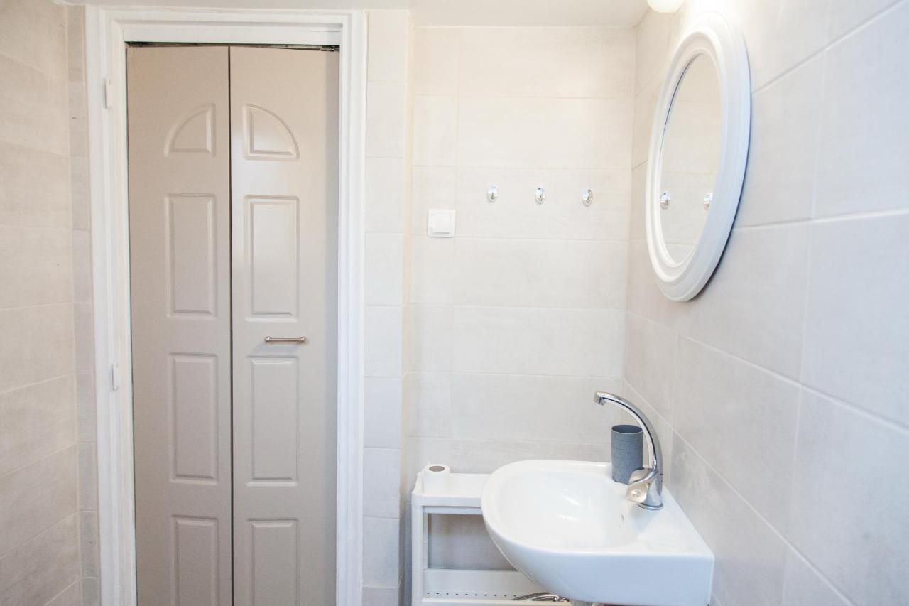 Brand New, Cheerful Apartment In Central אתונה מראה חיצוני תמונה